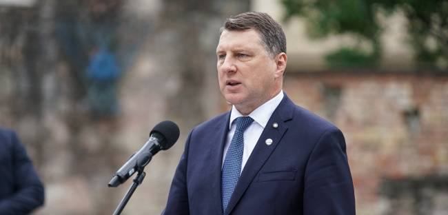 Уходящий президент Вейонис: самый большой вызов Латвии — экономика