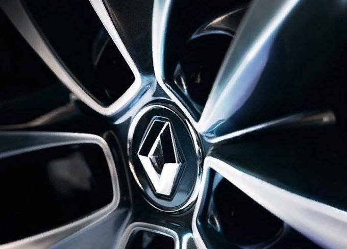Компания Renault готовится представить новый субкомпактный кроссовер