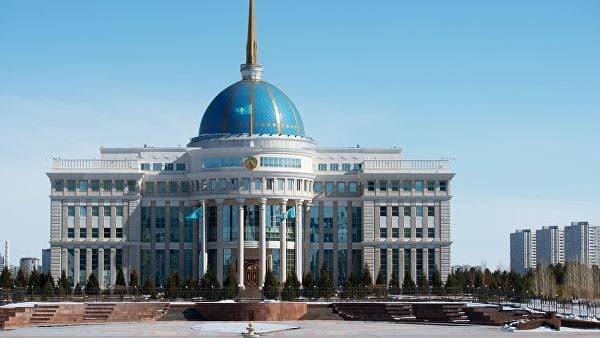 Баттаков назначен управляющим делами президента Казахстана