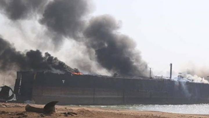 Один из танкеров, атакованных в Оманском заливе, затонул