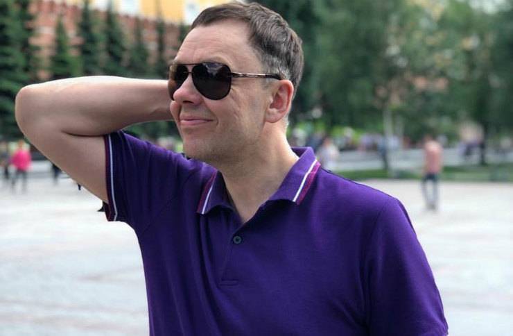 Сергей Нетиевский ответил на обвинения в сумасшествии от «Уральских пельменей»