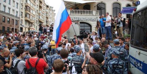 Оппозиция наплевала на позицию Голунова и подставила молодежь под удар (видео)