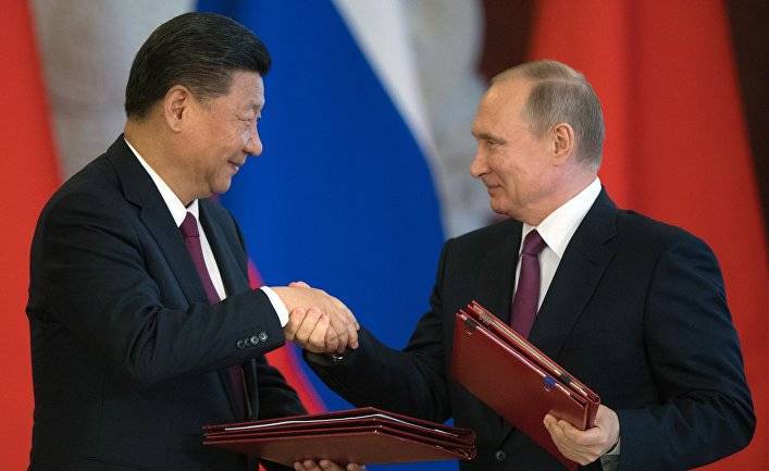 China.com (Китай): «двустороннее развитие» торговли и экономики возможно благодаря более крепким двусторонним отношениям России и Китая