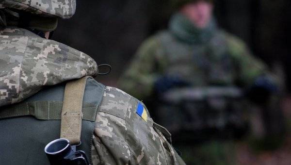 Во время обстрела Докучаевска ранения получил украинский морпех
