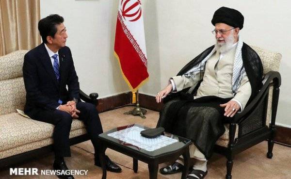Аятолла Хаменеи: Мы не считаем, что Трамп заслуживает обмена посланиями