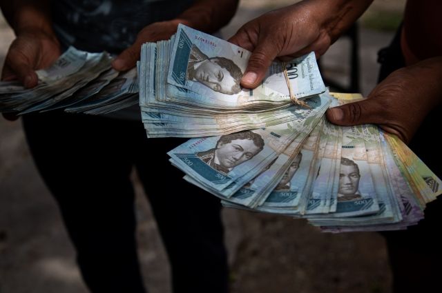 Венесуэла запустит в оборот новые банкноты