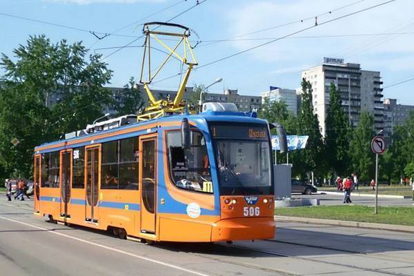 Общественный транспорт Екатеринбурга обработают наночастицами