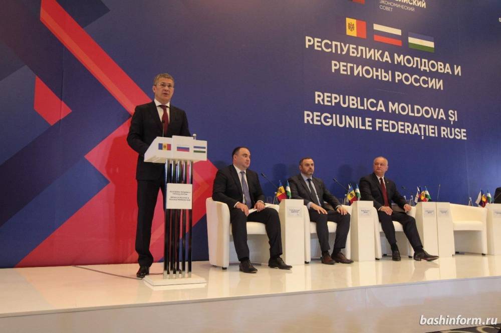 Путин заявил, что Россия поддержит Додона в борьбе с узурпаторами власти в Молдавии