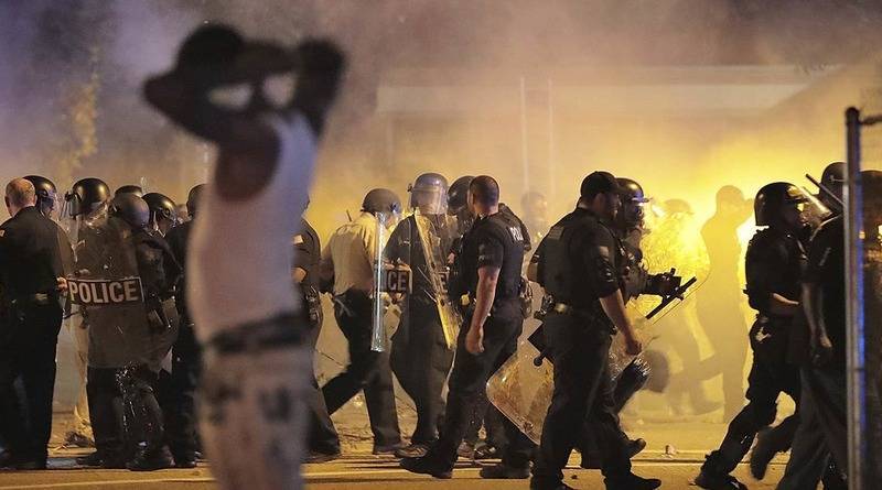 В Мемфисе вспыхнули протесты после убийства маршалами США мужчины при аресте: есть пострадавшие