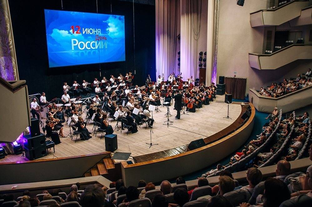 Ульяновский симфонический оркестр поздравил жителей и гостей региона с Днем России