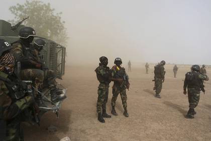 Боевики ИГ убили десятки людей в Камеруне