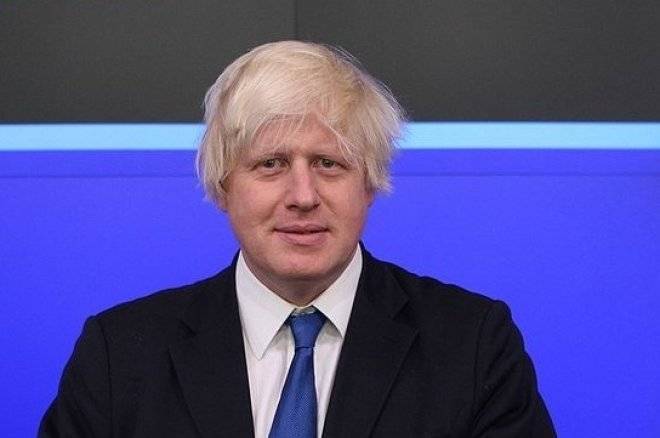 Джонсон уверенно выиграл первый тур выборов премьер-министра Британии