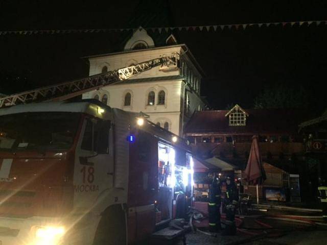 Пожар в Измайловском кремле потушили