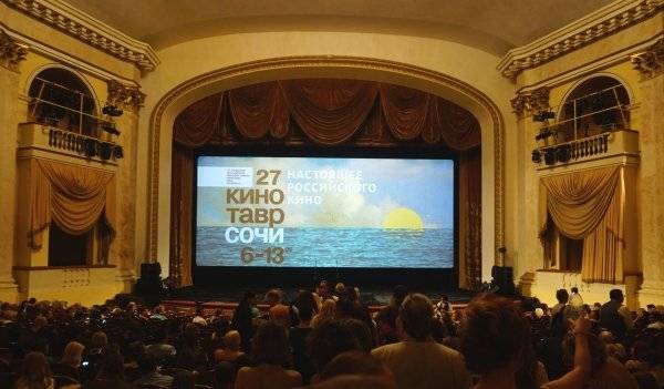 Режиссер Борис Хлебников представил новый сериал «Шторм» на «Кинотавре»