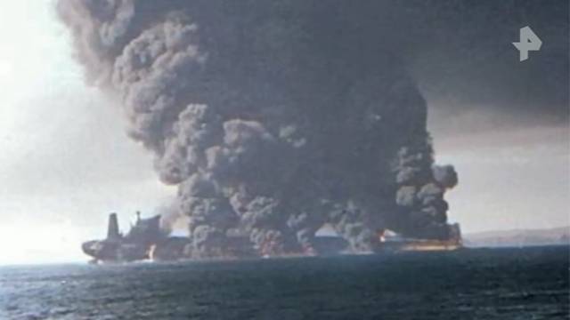 Спасенные с танкера в Оманском заливе россияне рассказали о своем состоянии