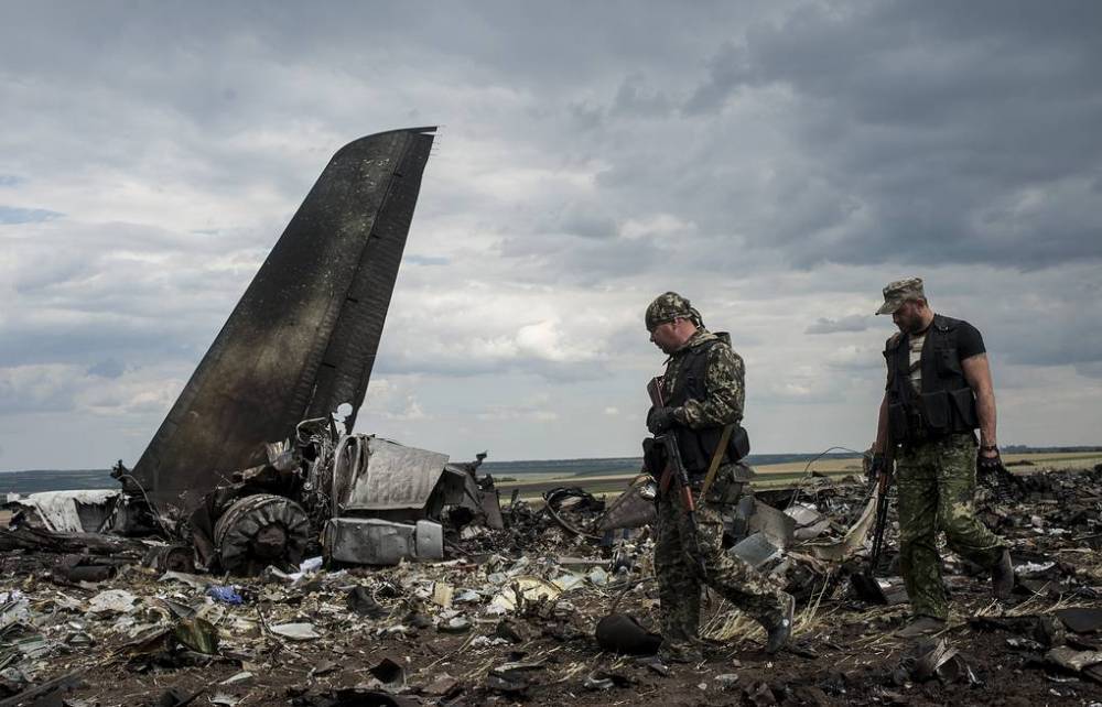 Прошло 5 лет: В Украине чтят память погибших в катастрофе ИЛ-76 под Луганском