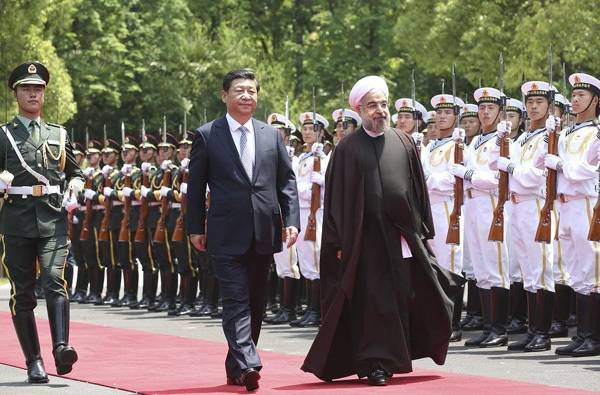 Си Цзиньпин: Китай будет укреплять связи с Ираном