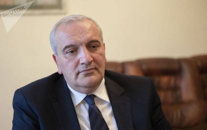 Посол Садоян: надо сделать все, чтобы привлечь в Армению молодежь из Грузии