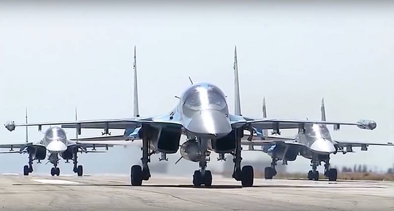 Российская корректируемая авиабомба разогнала построение боевиков
