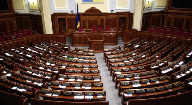 Опрос: 88% украинцев поддерживают решение Зеленского о роспуске Рады