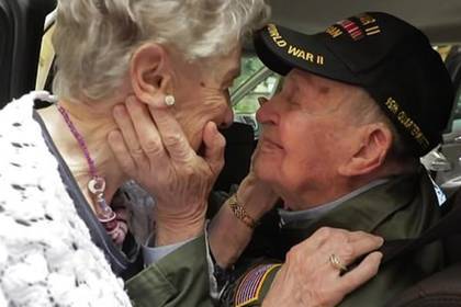 Ветеран войны из США встретился с возлюбленной француженкой спустя 75 лет