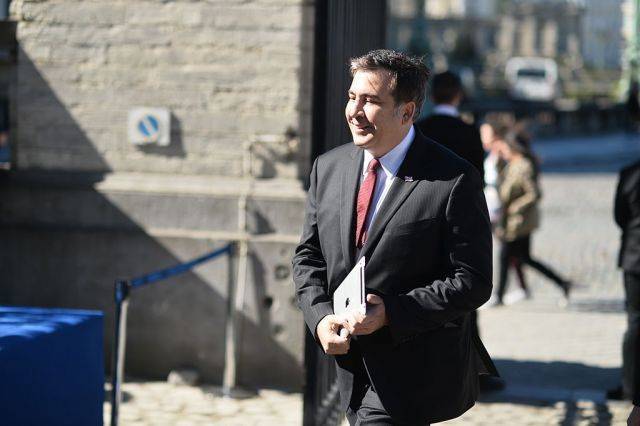 Саакашвили сообщил, что встал на учет в киевском военкомате