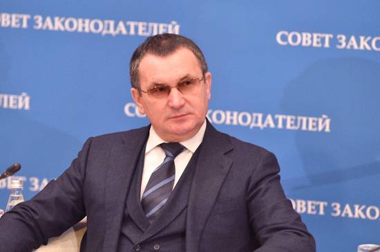 Фёдоров отметил важность скоординированной работы сенатов разных стран