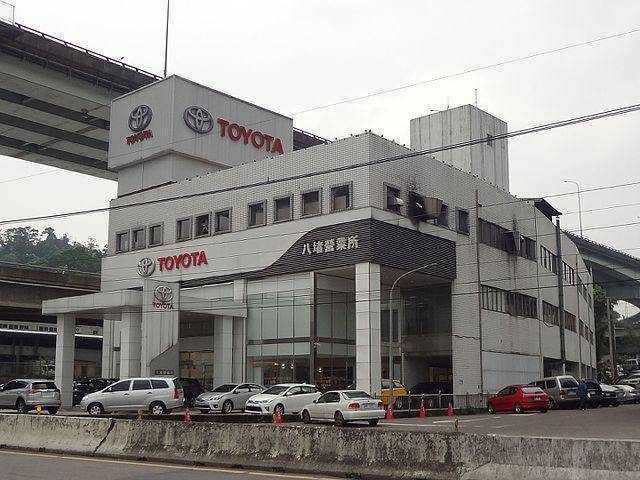Компания Toyota анонсировала появление новых функций безопасности