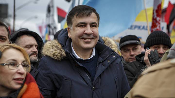 "Годен": Саакашвили отправился в киевский военкомат – "защищать Украину"