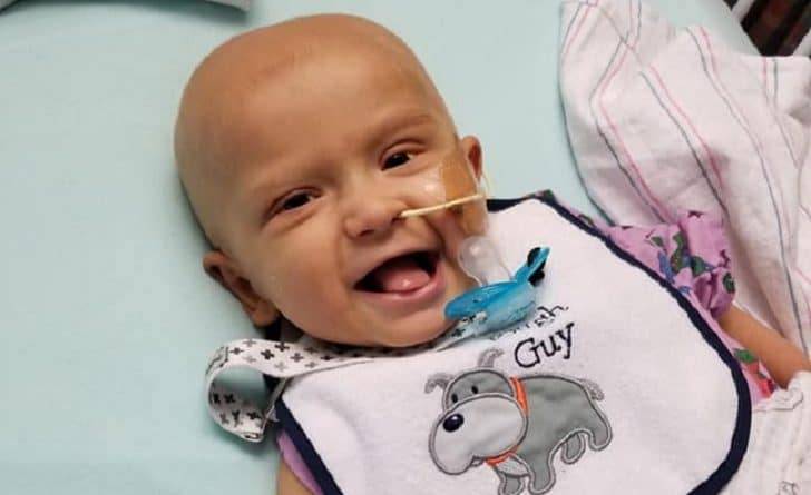 Годовалому мальчику с чрезвычайно редким типом рака мозга практически не давали шансов, чтобы дожить до 11 месяцев