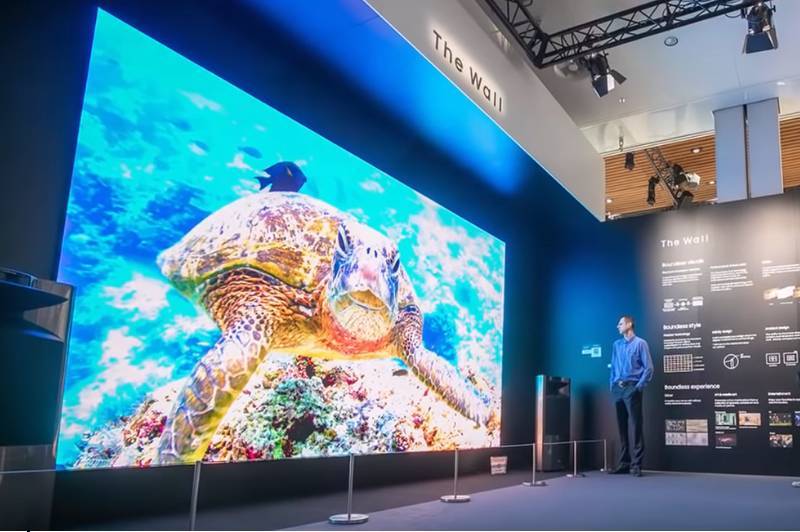 Компания Samsung представила семиметровый телевизор