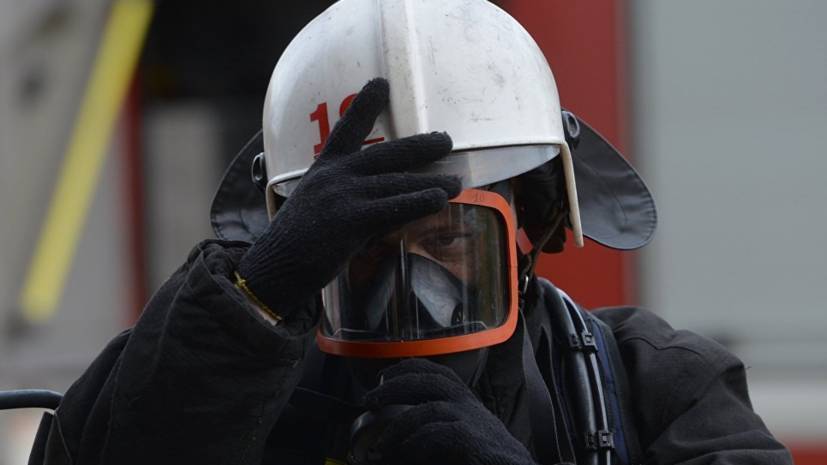 В Бурятии локализовали пожар на строительном рынке