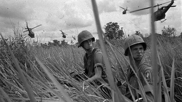 Киев решил сдать американцам советских ветеранов Вьетнамской войны