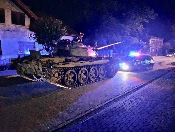 «Пьяный» Т-55 заставил понервничать польских русофобов