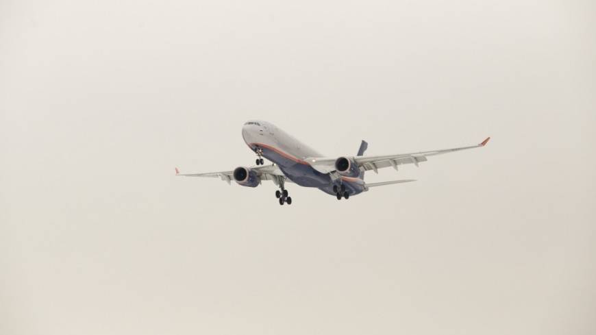 Самолет «Аэрофлота» экстренно приземлился в Варшаве из-за дебошира