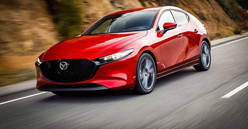 Названа российская цена новой Mazda3