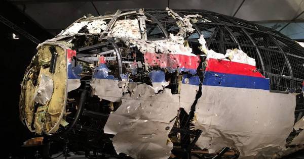 Катастрофа MH17: Имена подозреваемых будут названы 19 июня - glavnoe.ua - Украина - обл. Донецкая - Голландия - Малайзия - Куала-Лумпур - Амстердам