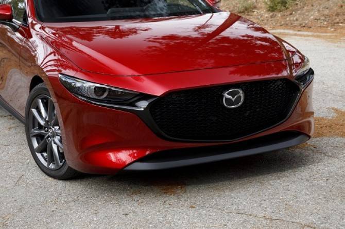 Новая Mazda3 появится на российском рынке в июле