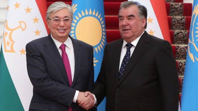 Токаев встретился с президентом Республики Таджикистан Эмомали Рахмоном