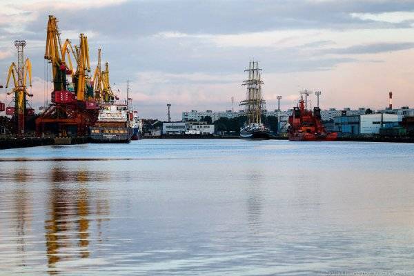 В Калининграде в суд передано дело мошенника, обещавшего морякам трудоустройство