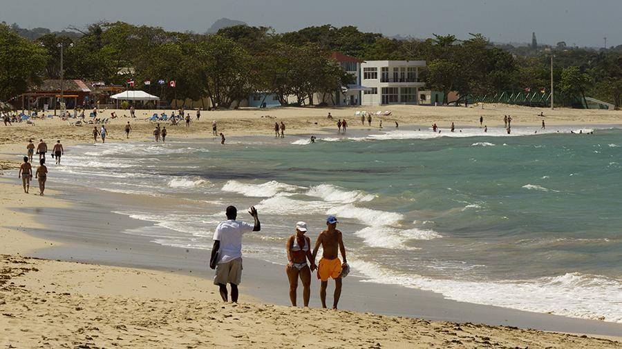 За год в Доминикане при загадочных обстоятельствах умерли 8 туристов из США