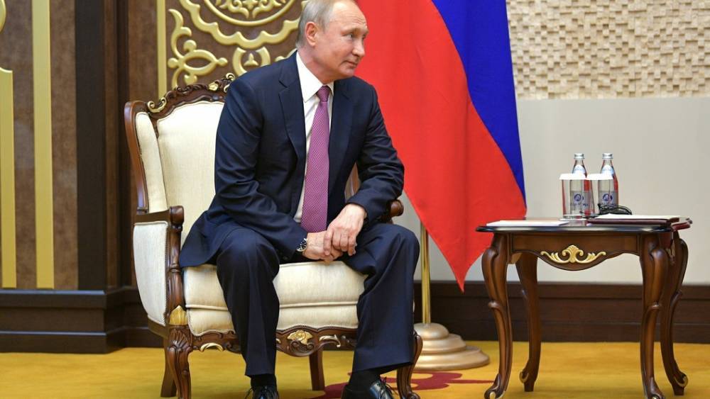 Саммит СВМДА: Путин прибыл во дворец Навруз в Душанбе на "Аурусе"