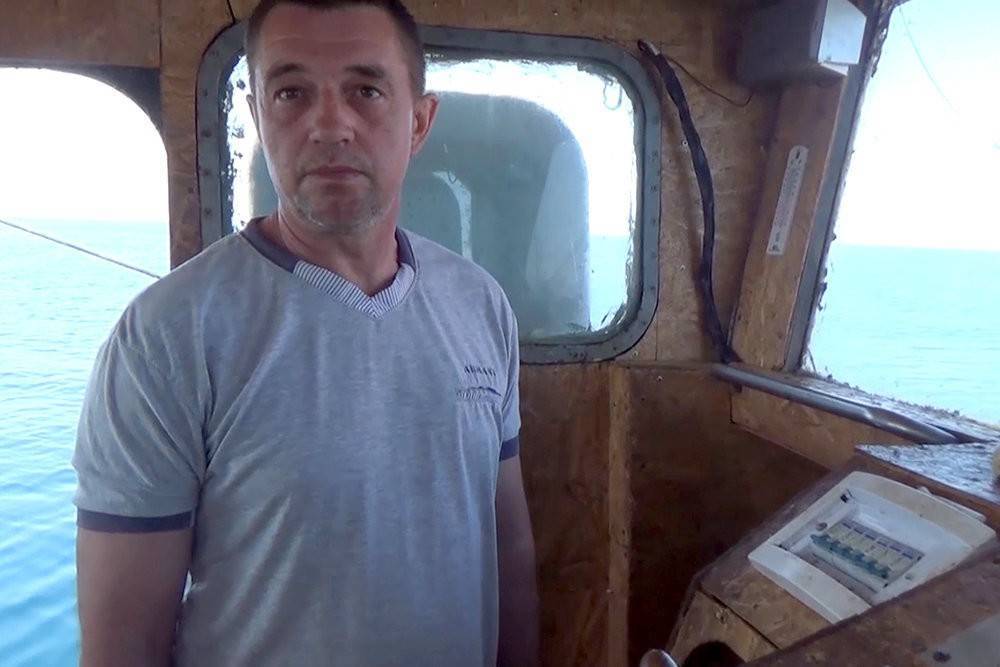 Россия передала Украине освобожденного капитана судна