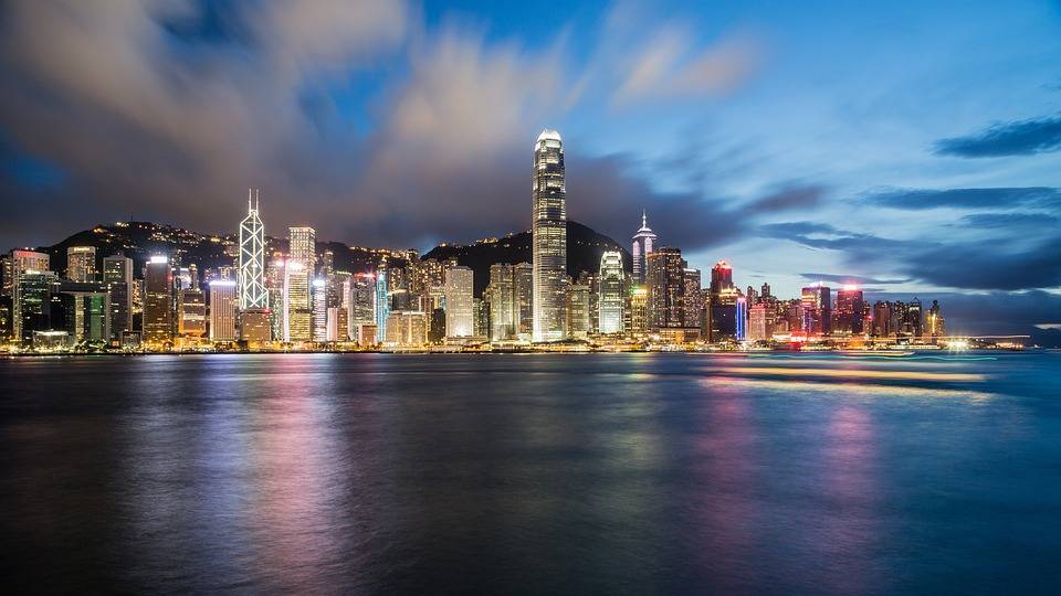Власти Гонконга заморозили закон об эктрадиции в Китай