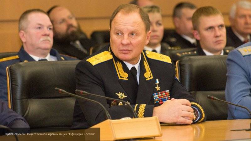 Уволенные генералы МВД будут востребованы в своем деле, уверен Герой России