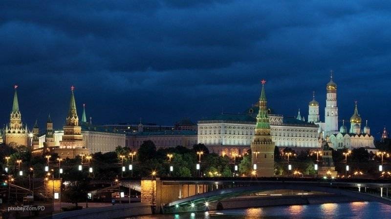 Запад превратил оппозицию в кнопку запуска "цветной революции" в России