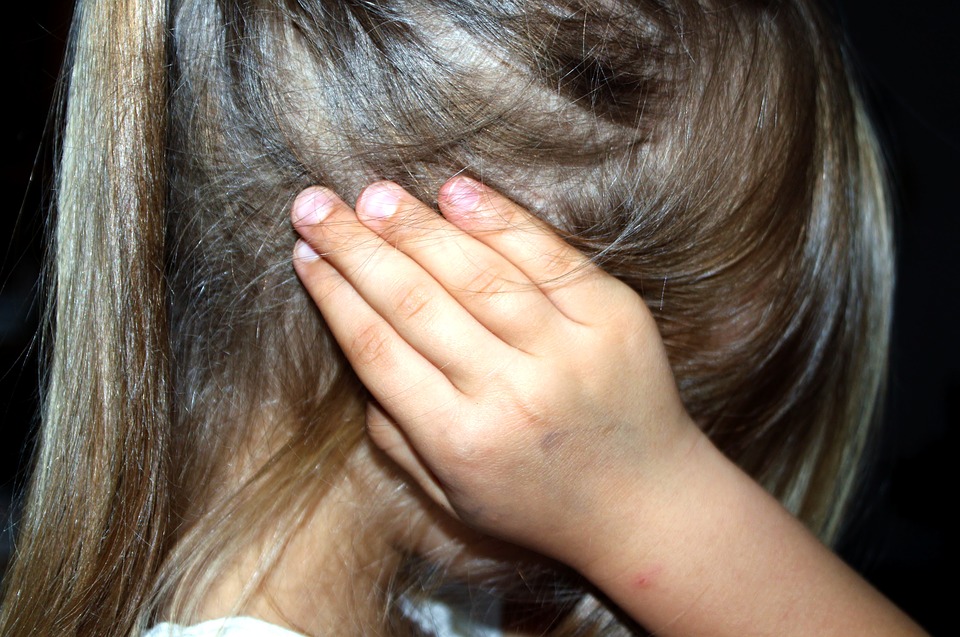 Психически нездоровый астраханец 11 лет насиловал маленьких девочек