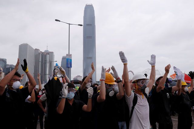 В Гонконге отложили рассмотрение закона об экстрадиции из-за протестов
