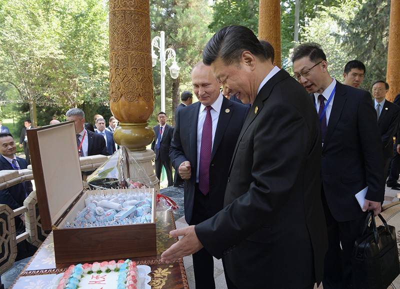 Путин привез Си Цзиньпину его любимое мороженое