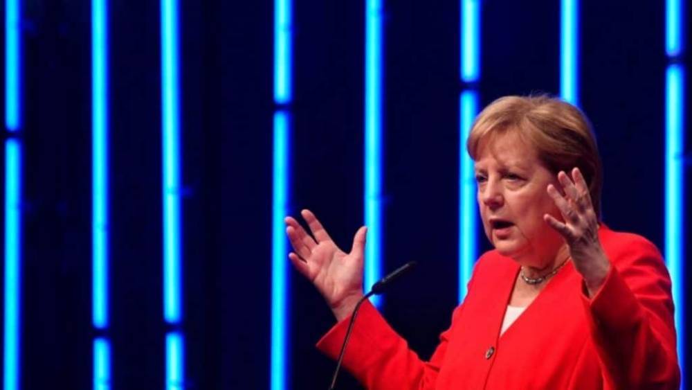 Меркель признала, что выделяла слишком мало средств на снаряжение бундесвера